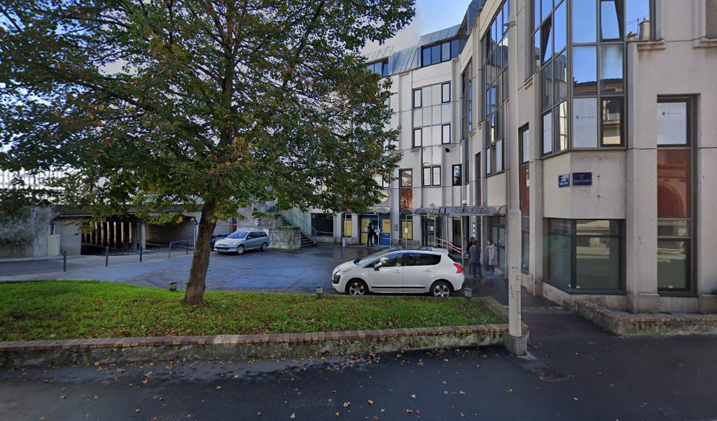 Retrouvez toutes les informations de contacts et horaires d&rsquo;ouverture pour La Poste Espace Clients Pro NANCY CENTRE POINT COURRIER PDC1 situé à Nancy dans le département Meurthe-et-Moselle (54). Pour effectuer envoyer vos colis (colissimo, chronopost, suivi colis), une gestion bancaire [&hellip;]