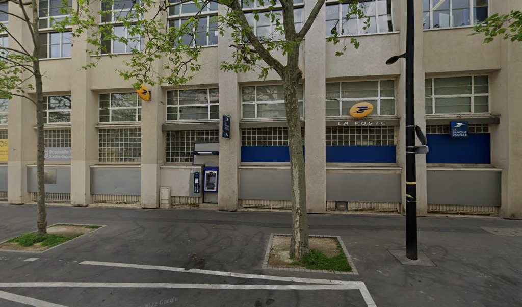 Retrouvez toutes les informations de contacts et horaires d&rsquo;ouverture pour Relais Pickup LA POSTE DE COURBEVOIE situé à Courbevoie dans le département Hauts-de-Seine (92). Pour effectuer envoyer vos colis (colissimo, chronopost, suivi colis), une gestion bancaire (banque postal, French Bank), [&hellip;]