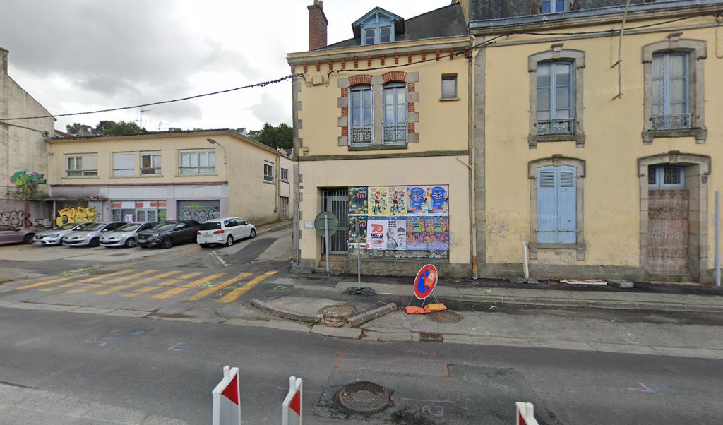 Retrouvez toutes les informations de contacts et horaires d&rsquo;ouverture pour Relais Pickup LE LIBE situé à Quimper dans le département Finistère (29). Pour effectuer envoyer vos colis (colissimo, chronopost, suivi colis), une gestion bancaire (banque postal, French Bank), votre courrier [&hellip;]