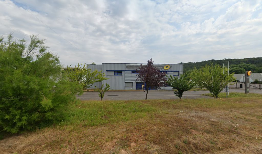 Retrouvez toutes les informations de contacts et horaires d&rsquo;ouverture pour Relais Pickup LA POSTE CARREPRO CREUTZWALD situé à Creutzwald dans le département Moselle (57). Pour effectuer envoyer vos colis (colissimo, chronopost, suivi colis), une gestion bancaire (banque postal, French Bank), [&hellip;]