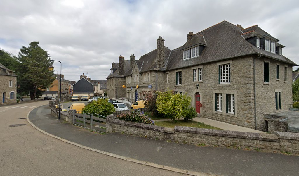 Retrouvez toutes les informations de contacts et horaires d&rsquo;ouverture pour La Poste BELLE ISLE EN TERRE situé à Belle isle en terre dans le département Côtes d&rsquo;Armor (22). Pour effectuer envoyer vos colis (colissimo, chronopost, suivi colis), une gestion bancaire [&hellip;]