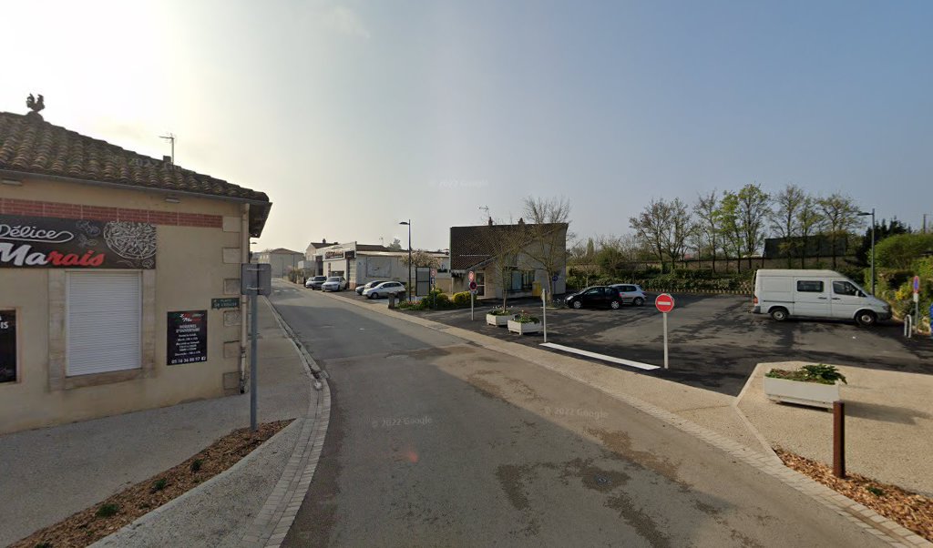 Retrouvez toutes les informations de contacts et horaires d&rsquo;ouverture pour La Poste Agence Communale ST HILAIRE LA PALUD Mairie situé à St hilaire la palud dans le département Deux-Sèvres (79). Pour effectuer envoyer vos colis (colissimo, chronopost, suivi colis), une [&hellip;]