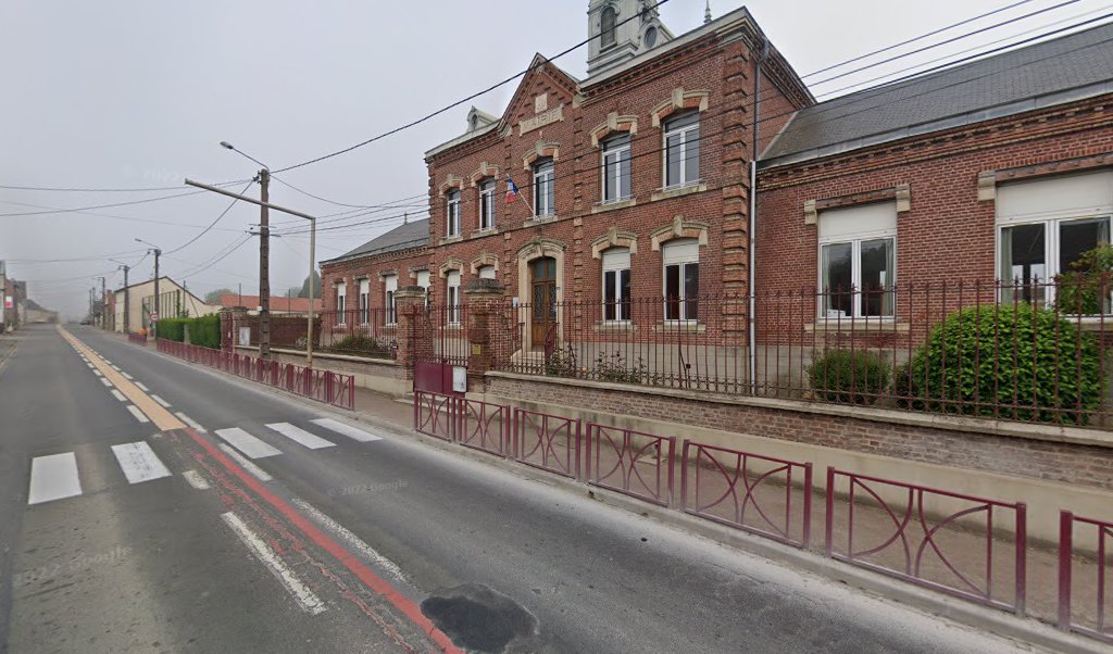 Retrouvez toutes les informations de contacts et horaires d&rsquo;ouverture pour La Poste Agence Communale ESTREES MAIRIE situé à Estrees dans le département Aisne (02). Pour effectuer envoyer vos colis (colissimo, chronopost, suivi colis), une gestion bancaire (banque postal, French Bank), [&hellip;]