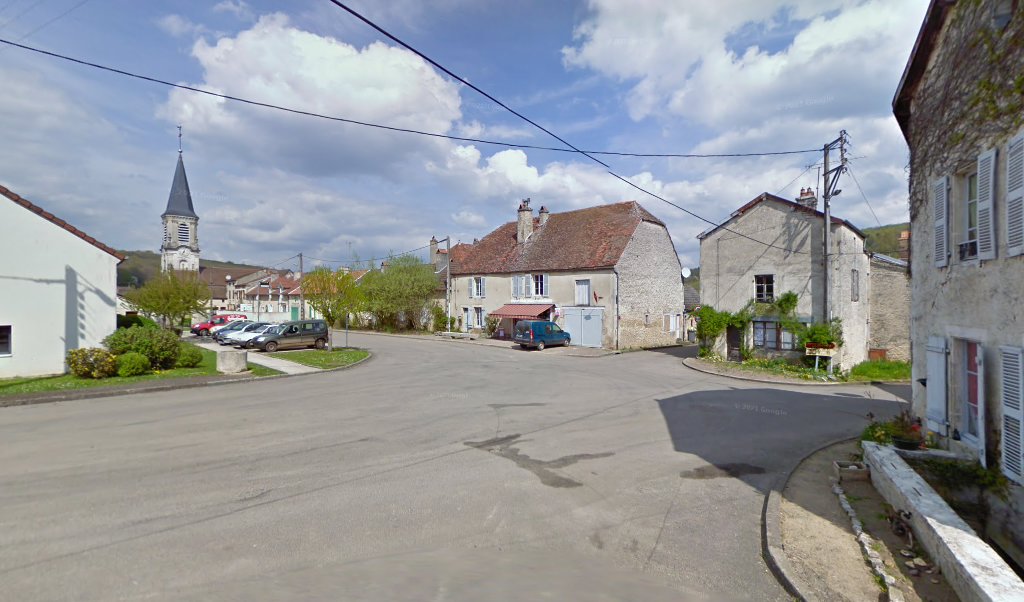 Retrouvez toutes les informations de contacts et horaires d&rsquo;ouverture pour La Poste AUBERIVE situé à Auberive dans le département Haute-Marne (52). Pour effectuer envoyer vos colis (colissimo, chronopost, suivi colis), une gestion bancaire (banque postal, French Bank), votre courrier (suivi [&hellip;]