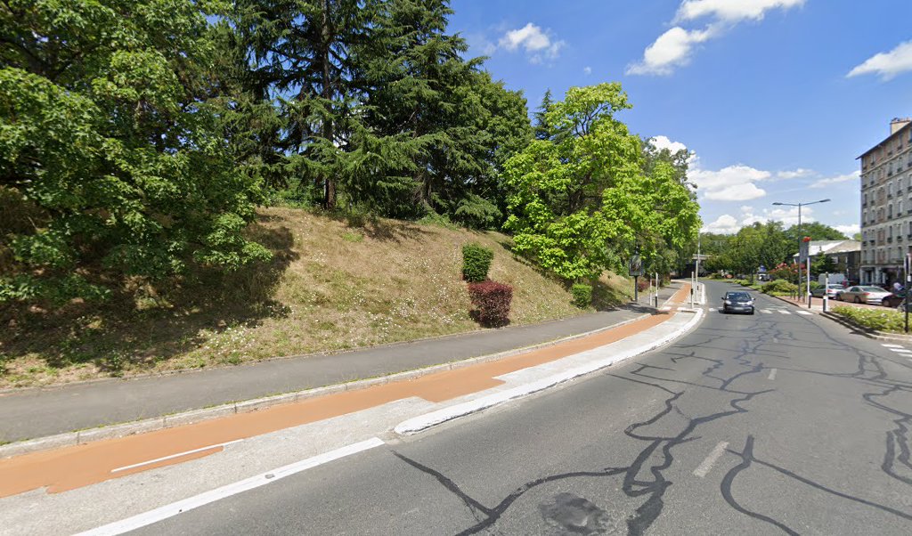 Retrouvez toutes les informations de contacts et horaires d&rsquo;ouverture pour Relais Pickup CONSIGNE PICKUP GARE JOINVILLE – RETRAIT 3J situé à Joinville le pont dans le département Val-de-Marne (94). Pour effectuer envoyer vos colis (colissimo, chronopost, suivi colis), une gestion [&hellip;]
