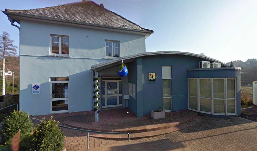 Retrouvez toutes les informations de contacts et horaires d&rsquo;ouverture pour La Poste Agence Communale BAERENTHAL Mairie situé à Baerenthal dans le département Moselle (57). Pour effectuer envoyer vos colis (colissimo, chronopost, suivi colis), une gestion bancaire (banque postal, French Bank), [&hellip;]