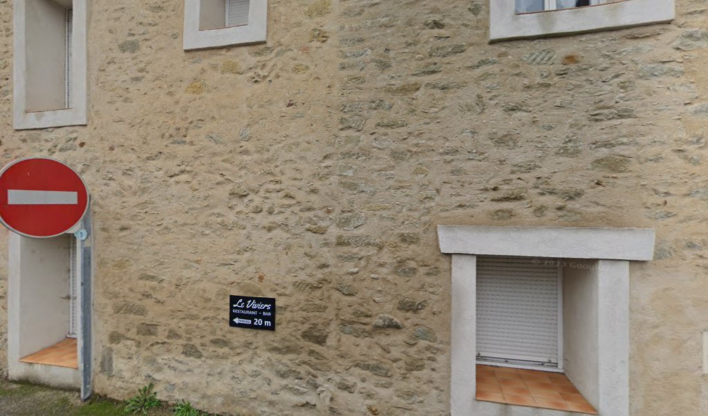 Retrouvez toutes les informations de contacts et horaires d&rsquo;ouverture pour La Poste Agence Communale VIVIERS LES MONTAGNES Mairie situé à Viviers les montagnes dans le département Tarn (81). Pour effectuer envoyer vos colis (colissimo, chronopost, suivi colis), une gestion bancaire [&hellip;]