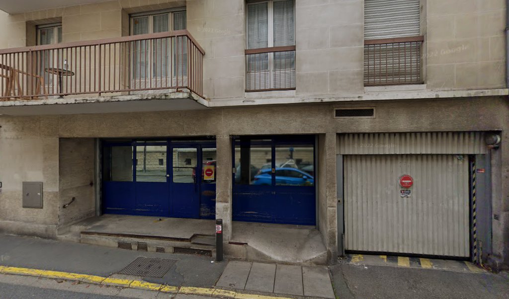 Retrouvez toutes les informations de contacts et horaires d&rsquo;ouverture pour La Poste CHANTILLY situé à Chantilly dans le département Oise (60). Pour effectuer envoyer vos colis (colissimo, chronopost, suivi colis), une gestion bancaire (banque postal, French Bank), votre courrier (suivi [&hellip;]