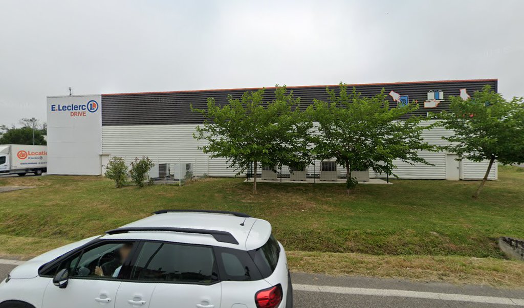 Retrouvez toutes les informations de contacts et horaires d&rsquo;ouverture pour Relais Pickup E LECLERC DRIVE CASTELSARRASIN situé à Castelsarrasin dans le département Tarn-et-Garonne (82). Pour effectuer envoyer vos colis (colissimo, chronopost, suivi colis), une gestion bancaire (banque postal, French Bank), [&hellip;]