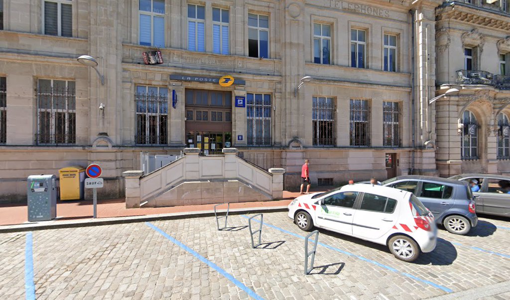 Retrouvez toutes les informations de contacts et horaires d&rsquo;ouverture pour La Poste VITRY LE FRANCOIS situé à Vitry le francois dans le département Marne (51). Pour effectuer envoyer vos colis (colissimo, chronopost, suivi colis), une gestion bancaire (banque postal, French [&hellip;]