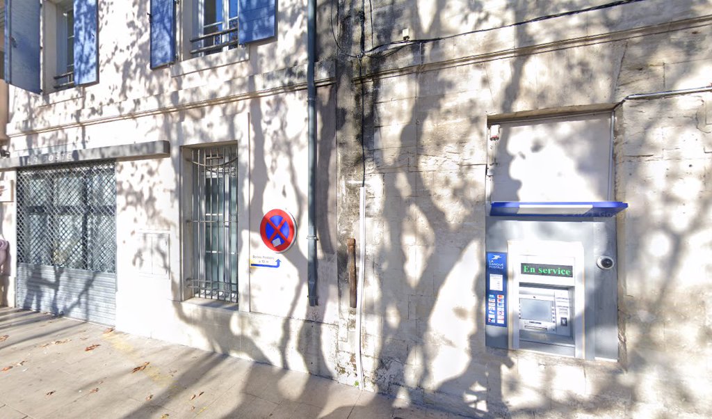 Retrouvez toutes les informations de contacts et horaires d&rsquo;ouverture pour La Poste BEAUCAIRE situé à Beaucaire dans le département Gard (30). Pour effectuer envoyer vos colis (colissimo, chronopost, suivi colis), une gestion bancaire (banque postal, French Bank), votre courrier (suivi [&hellip;]