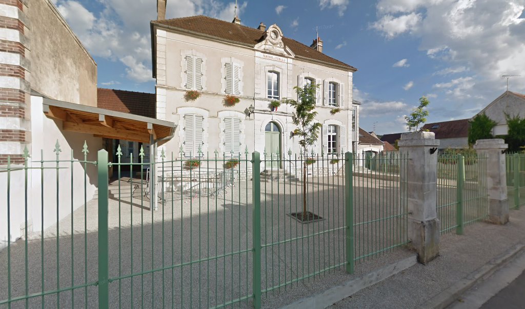 Retrouvez toutes les informations de contacts et horaires d&rsquo;ouverture pour La Poste Agence Communale VAL DE MERCY Mairie situé à Val de mercy dans le département Yonne (89). Pour effectuer envoyer vos colis (colissimo, chronopost, suivi colis), une gestion bancaire [&hellip;]