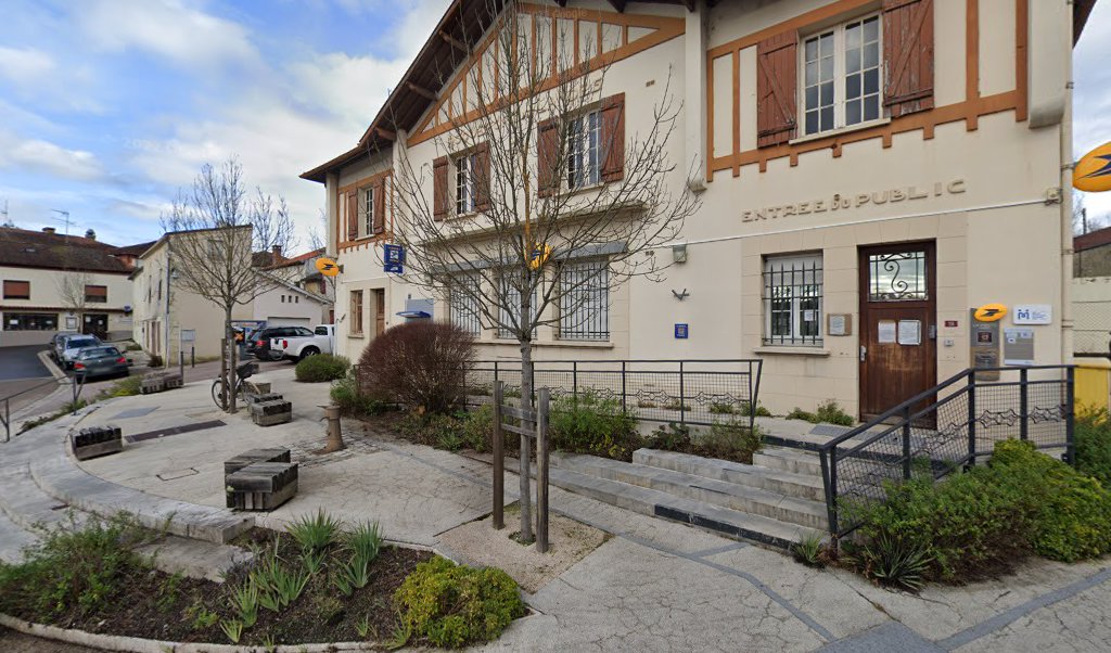 Retrouvez toutes les informations de contacts et horaires d&rsquo;ouverture pour La Poste ROQUEFORT situé à Roquefort dans le département Landes (40). Pour effectuer envoyer vos colis (colissimo, chronopost, suivi colis), une gestion bancaire (banque postal, French Bank), votre courrier (suivi [&hellip;]
