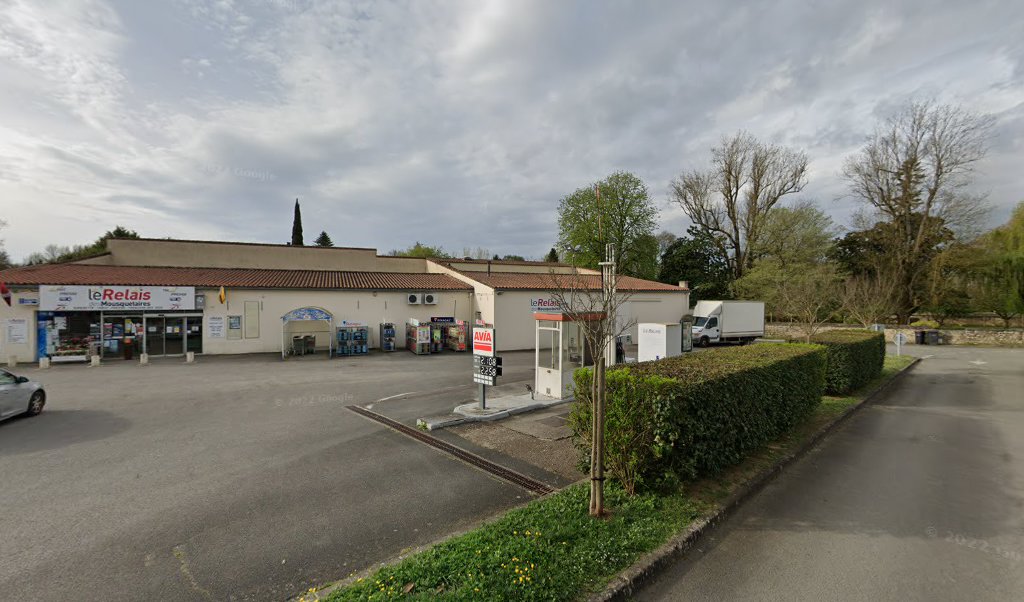 Retrouvez toutes les informations de contacts et horaires d&rsquo;ouverture pour Relais Pickup LE RELAIS DES MOUSQUETAIRES situé à Nersac dans le département Charente (16). Pour effectuer envoyer vos colis (colissimo, chronopost, suivi colis), une gestion bancaire (banque postal, French Bank), [&hellip;]