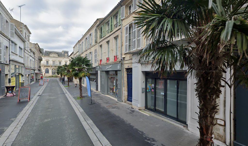 Retrouvez toutes les informations de contacts et horaires d&rsquo;ouverture pour Relais Pickup LAITERIE GILBERT situé à Rochefort dans le département Charente-Maritime (17). Pour effectuer envoyer vos colis (colissimo, chronopost, suivi colis), une gestion bancaire (banque postal, French Bank), votre courrier [&hellip;]