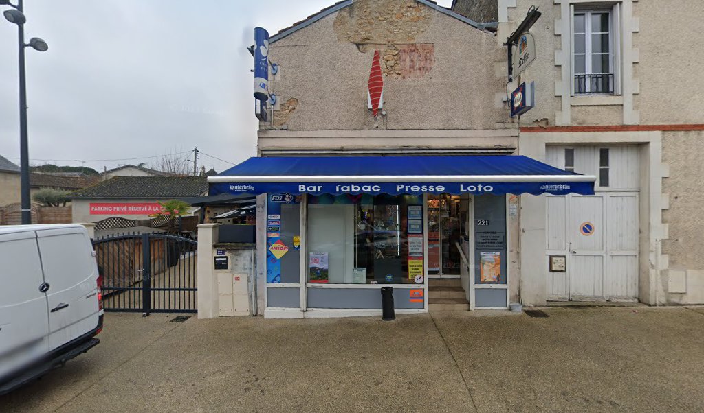 Retrouvez toutes les informations de contacts et horaires d&rsquo;ouverture pour Relais Pickup BAR TABAC DE L AVIATION situé à Poitiers dans le département Vienne (86). Pour effectuer envoyer vos colis (colissimo, chronopost, suivi colis), une gestion bancaire (banque postal, French [&hellip;]