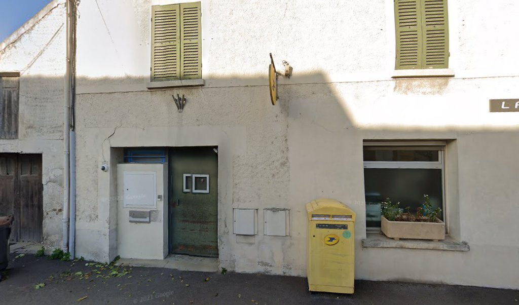 Retrouvez toutes les informations de contacts et horaires d&rsquo;ouverture pour La Poste VARREDDES situé à Varreddes dans le département Seine-et-Marne (77). Pour effectuer envoyer vos colis (colissimo, chronopost, suivi colis), une gestion bancaire (banque postal, French Bank), votre courrier (suivi [&hellip;]