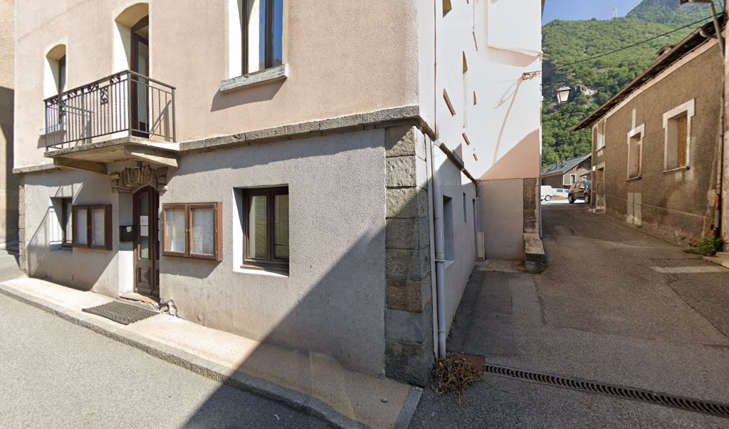 Retrouvez toutes les informations de contacts et horaires d&rsquo;ouverture pour La Poste Agence Communale ST JULIEN MONT DENIS Mairie situé à St julien mont denis dans le département Savoie (73). Pour effectuer envoyer vos colis (colissimo, chronopost, suivi colis), une [&hellip;]