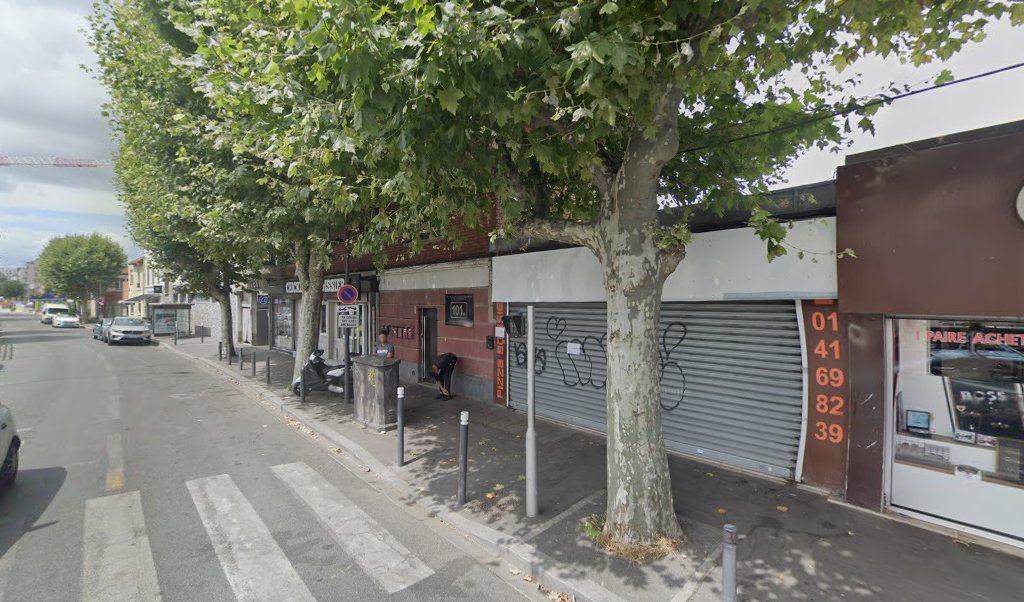 Retrouvez toutes les informations de contacts et horaires d&rsquo;ouverture pour Relais Pickup MIG BOISSIERE situé à Montreuil dans le département Seine-Saint-Denis (93). Pour effectuer envoyer vos colis (colissimo, chronopost, suivi colis), une gestion bancaire (banque postal, French Bank), votre courrier [&hellip;]