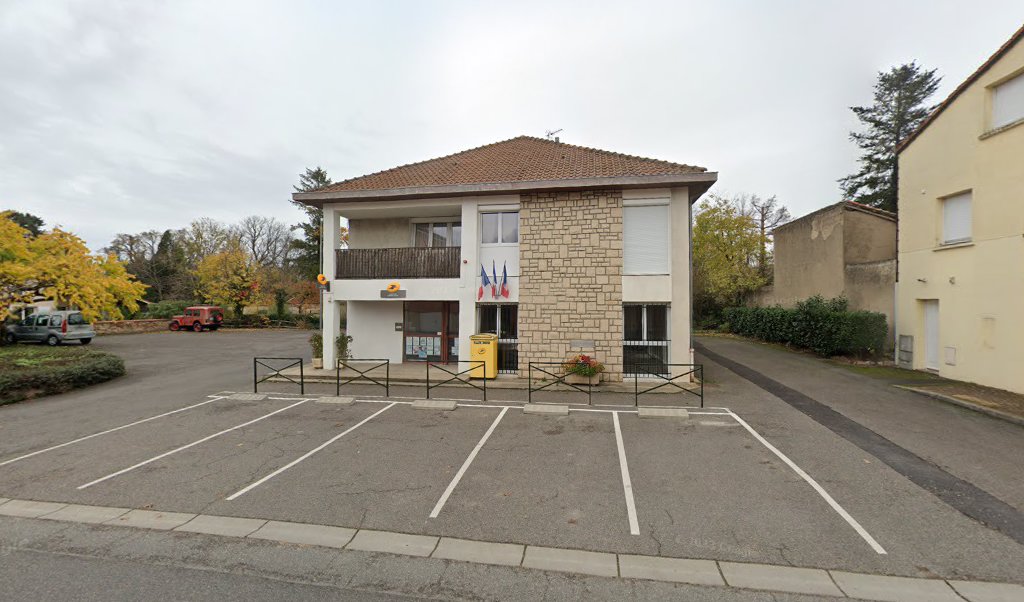 Retrouvez toutes les informations de contacts et horaires d&rsquo;ouverture pour La Poste Agence Communale ST GERMAIN LESPINASSE Mairie situé à St germain lespinasse dans le département Loire (42). Pour effectuer envoyer vos colis (colissimo, chronopost, suivi colis), une gestion bancaire [&hellip;]