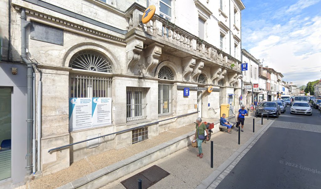 Retrouvez toutes les informations de contacts et horaires d&rsquo;ouverture pour La Poste RIBERAC situé à Riberac dans le département Dordogne (24). Pour effectuer envoyer vos colis (colissimo, chronopost, suivi colis), une gestion bancaire (banque postal, French Bank), votre courrier (suivi [&hellip;]