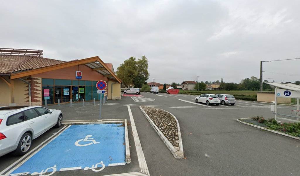 Retrouvez toutes les informations de contacts et horaires d&rsquo;ouverture pour Relais Pickup SUPER U situé à Laiz dans le département Ain (01). Pour effectuer envoyer vos colis (colissimo, chronopost, suivi colis), une gestion bancaire (banque postal, French Bank), votre courrier [&hellip;]