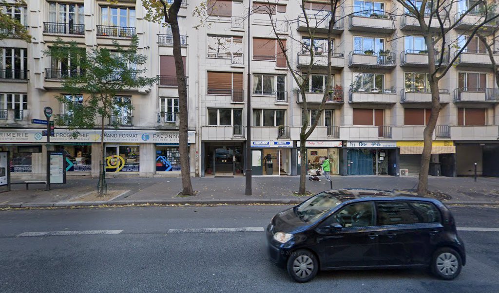Retrouvez toutes les informations de contacts et horaires d&rsquo;ouverture pour Relais Pickup PHONE HOUSE situé à Paris dans le département Paris (75). Pour effectuer envoyer vos colis (colissimo, chronopost, suivi colis), une gestion bancaire (banque postal, French Bank), votre courrier [&hellip;]