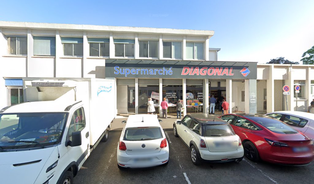 Retrouvez toutes les informations de contacts et horaires d&rsquo;ouverture pour Relais Pickup DIAGONAL situé à Tours dans le département Indre-et-Loire (37). Pour effectuer envoyer vos colis (colissimo, chronopost, suivi colis), une gestion bancaire (banque postal, French Bank), votre courrier (suivi [&hellip;]