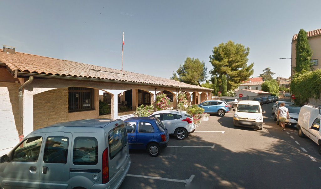 Retrouvez toutes les informations de contacts et horaires d&rsquo;ouverture pour La Poste Agence Communale CAROMB MAIRIE situé à Caromb dans le département Vaucluse (84). Pour effectuer envoyer vos colis (colissimo, chronopost, suivi colis), une gestion bancaire (banque postal, French Bank), [&hellip;]