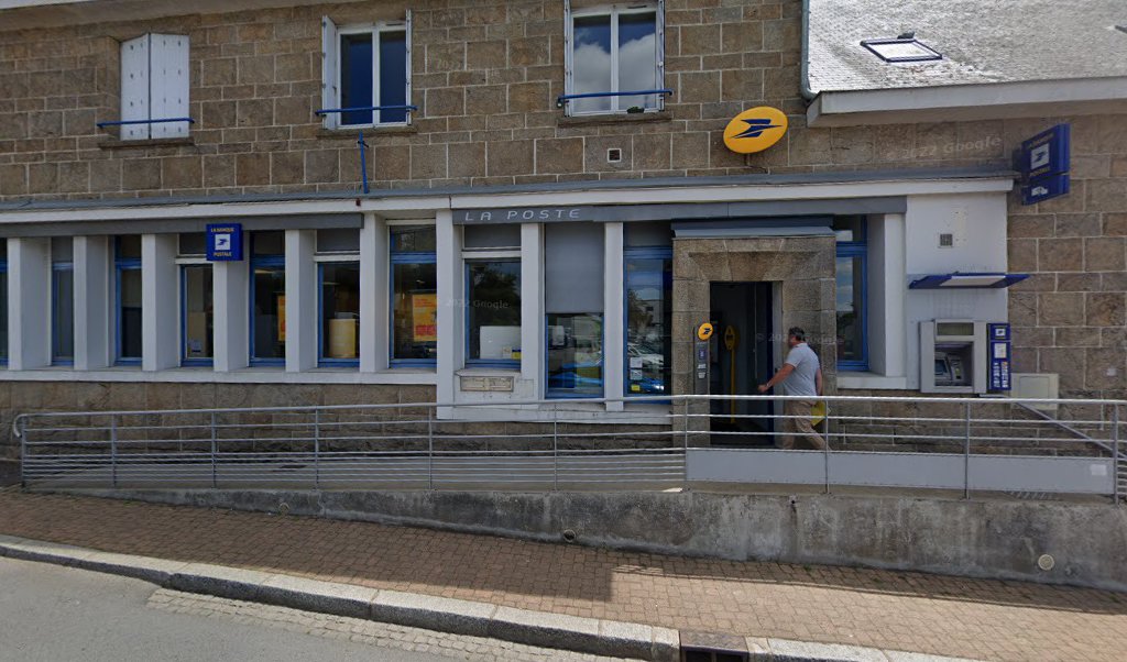 Retrouvez toutes les informations de contacts et horaires d&rsquo;ouverture pour La Poste MUZILLAC situé à Muzillac dans le département Morbihan (56). Pour effectuer envoyer vos colis (colissimo, chronopost, suivi colis), une gestion bancaire (banque postal, French Bank), votre courrier (suivi [&hellip;]