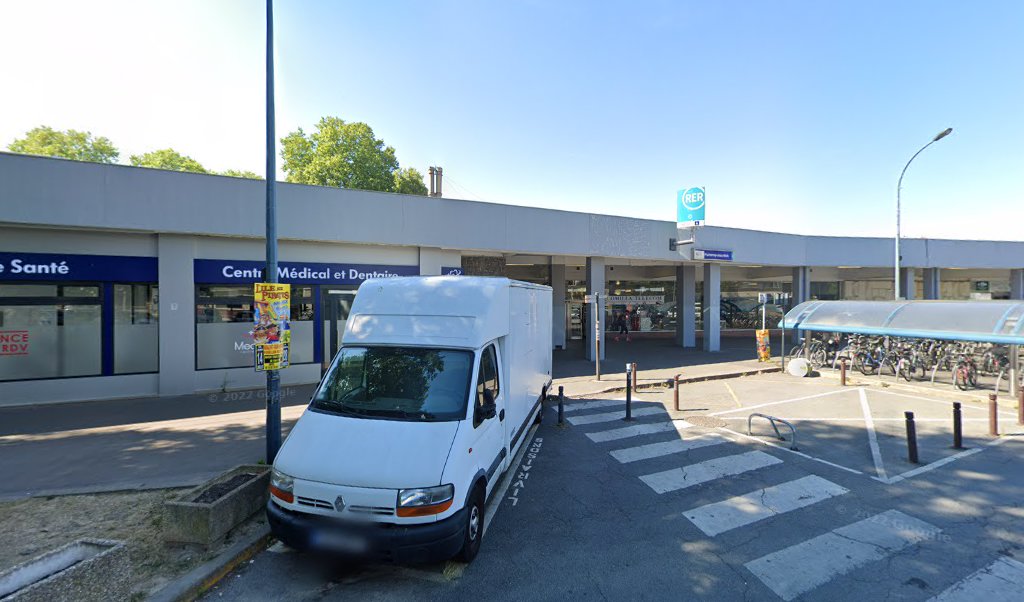 Retrouvez toutes les informations de contacts et horaires d&rsquo;ouverture pour Relais Pickup COMILLA TELECOM situé à Fontenay sous bois dans le département Val-de-Marne (94). Pour effectuer envoyer vos colis (colissimo, chronopost, suivi colis), une gestion bancaire (banque postal, French Bank), [&hellip;]