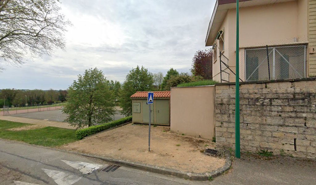 Retrouvez toutes les informations de contacts et horaires d&rsquo;ouverture pour La Poste Agence Communale BIZIAT Mairie situé à Biziat dans le département Ain (01). Pour effectuer envoyer vos colis (colissimo, chronopost, suivi colis), une gestion bancaire (banque postal, French Bank), [&hellip;]