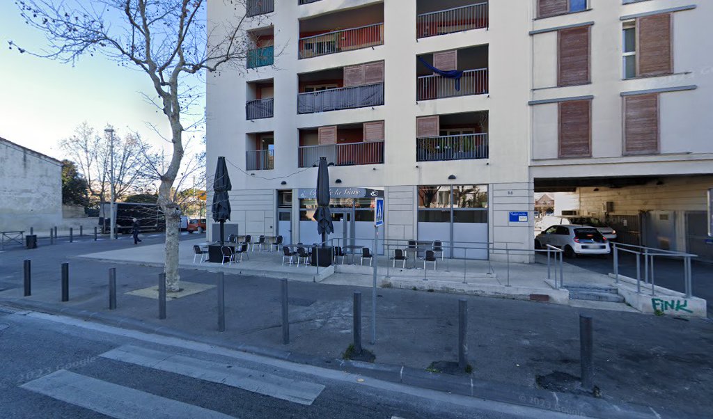 Retrouvez toutes les informations de contacts et horaires d&rsquo;ouverture pour La Poste MARSEILLE SAINT ANTOINE situé à Marseille dans le département Bouches-du-Rhône (13). Pour effectuer envoyer vos colis (colissimo, chronopost, suivi colis), une gestion bancaire (banque postal, French Bank), votre [&hellip;]