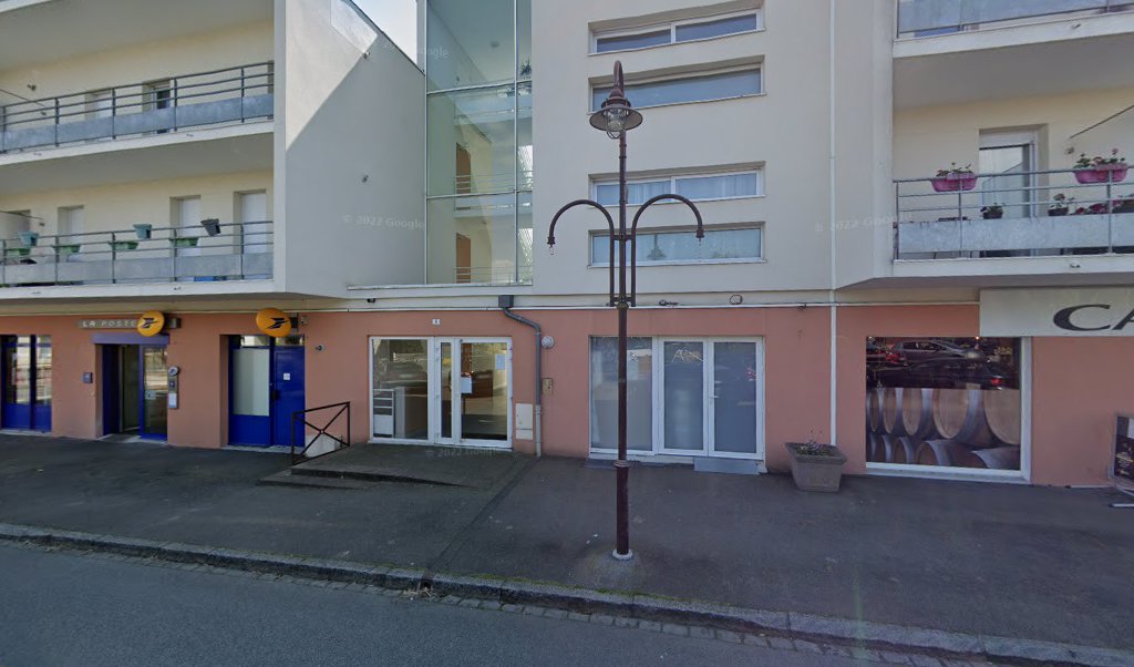 Retrouvez toutes les informations de contacts et horaires d&rsquo;ouverture pour La Poste CHARTRES DE BRETAGNE situé à Chartres de bretagne dans le département Ille-et-Vilaine (35). Pour effectuer envoyer vos colis (colissimo, chronopost, suivi colis), une gestion bancaire (banque postal, French [&hellip;]