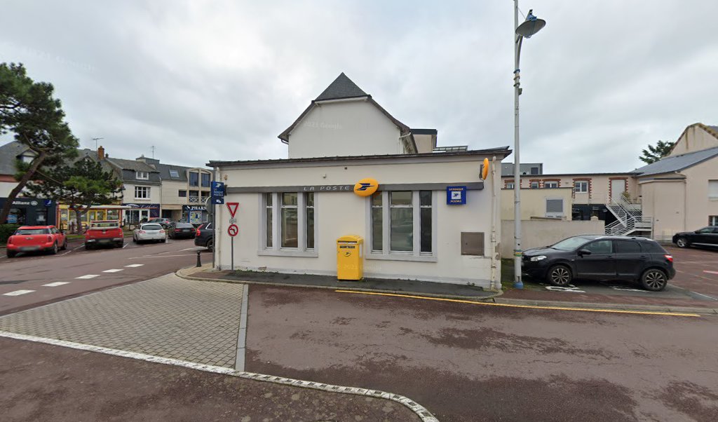 Retrouvez toutes les informations de contacts et horaires d&rsquo;ouverture pour La Poste AGON COUTAINVILLE PLAGE situé à Agon coutainville dans le département Manche (50). Pour effectuer envoyer vos colis (colissimo, chronopost, suivi colis), une gestion bancaire (banque postal, French Bank), [&hellip;]