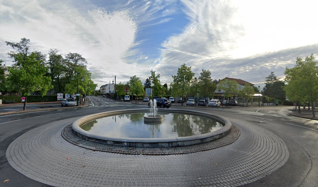 Retrouvez toutes les informations de contacts et horaires d&rsquo;ouverture pour Relais Pickup CARREFOUR CITY situé à Yerres dans le département Essonne (91). Pour effectuer envoyer vos colis (colissimo, chronopost, suivi colis), une gestion bancaire (banque postal, French Bank), votre courrier [&hellip;]