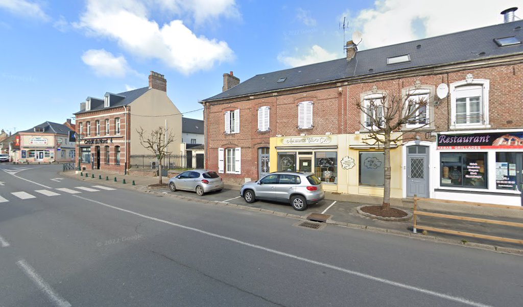 Retrouvez toutes les informations de contacts et horaires d&rsquo;ouverture pour Relais Pickup AMBIANCE VAP ET CO situé à Rue dans le département Somme (80). Pour effectuer envoyer vos colis (colissimo, chronopost, suivi colis), une gestion bancaire (banque postal, French Bank), [&hellip;]