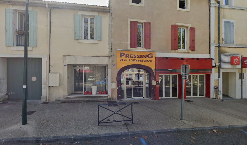 Retrouvez toutes les informations de contacts et horaires d&rsquo;ouverture pour Relais Pickup PRESSING DE LENCLAVE situé à Valreas dans le département Vaucluse (84). Pour effectuer envoyer vos colis (colissimo, chronopost, suivi colis), une gestion bancaire (banque postal, French Bank), votre [&hellip;]
