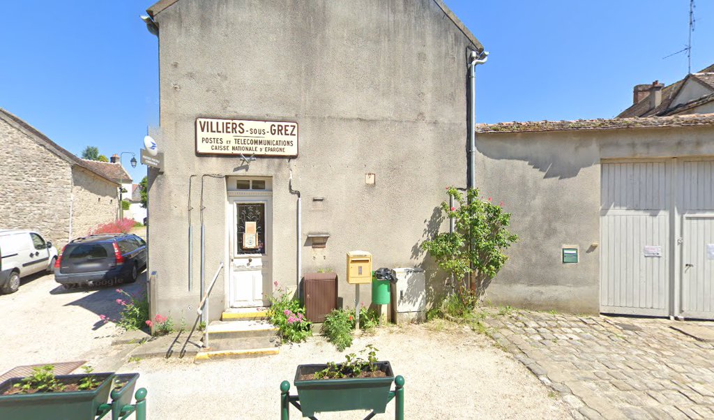 Retrouvez toutes les informations de contacts et horaires d&rsquo;ouverture pour La Poste Agence Communale VILLIERS SOUS GREZ Mairie situé à Villiers sous grez dans le département Seine-et-Marne (77). Pour effectuer envoyer vos colis (colissimo, chronopost, suivi colis), une gestion bancaire [&hellip;]