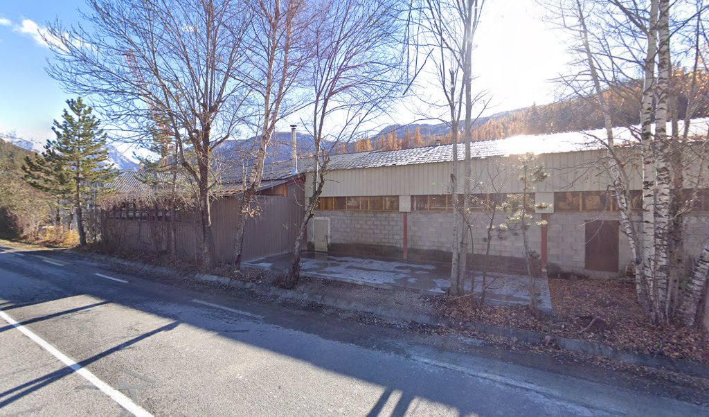Retrouvez toutes les informations de contacts et horaires d&rsquo;ouverture pour La Poste Agence Communale VALLOUISE PELVOUX MAIRIE situé à Vallouise pelvoux dans le département Hautes-Alpes (05). Pour effectuer envoyer vos colis (colissimo, chronopost, suivi colis), une gestion bancaire (banque postal, [&hellip;]