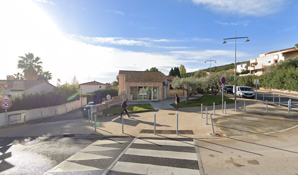 Retrouvez toutes les informations de contacts et horaires d&rsquo;ouverture pour Relais Pickup LES JARDINS DE JUVIGNAC situé à Juvignac dans le département Hérault (34). Pour effectuer envoyer vos colis (colissimo, chronopost, suivi colis), une gestion bancaire (banque postal, French Bank), [&hellip;]