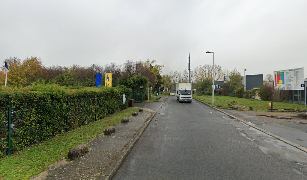 Retrouvez toutes les informations de contacts et horaires d&rsquo;ouverture pour La Poste Espace Clients Pro EVRY COURCOURONNES PPDC situé à Evry courcouronnes dans le département Essonne (91). Pour effectuer envoyer vos colis (colissimo, chronopost, suivi colis), une gestion bancaire (banque [&hellip;]