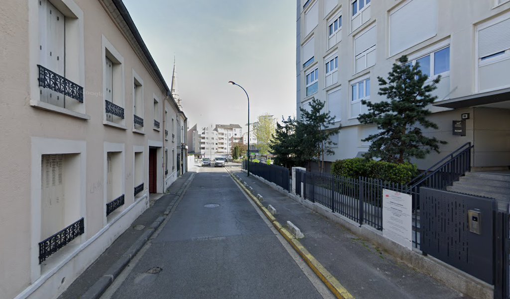 Retrouvez toutes les informations de contacts et horaires d&rsquo;ouverture pour Relais Pickup VINAYAGA SUPERMARCHE situé à Sannois dans le département Val-D&rsquo;Oise (95). Pour effectuer envoyer vos colis (colissimo, chronopost, suivi colis), une gestion bancaire (banque postal, French Bank), votre courrier [&hellip;]