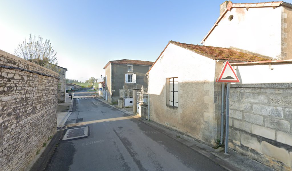 Retrouvez toutes les informations de contacts et horaires d&rsquo;ouverture pour La Poste Agence Communale JAULDES MAIRIE situé à Jauldes dans le département Charente (16). Pour effectuer envoyer vos colis (colissimo, chronopost, suivi colis), une gestion bancaire (banque postal, French Bank), [&hellip;]