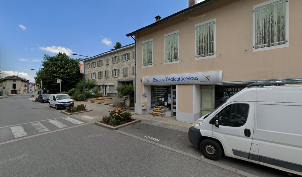 Retrouvez toutes les informations de contacts et horaires d&rsquo;ouverture pour Relais Pickup ROYANS MEDICAL SERVICES situé à St jean en royans dans le département Drôme (26). Pour effectuer envoyer vos colis (colissimo, chronopost, suivi colis), une gestion bancaire (banque postal, [&hellip;]
