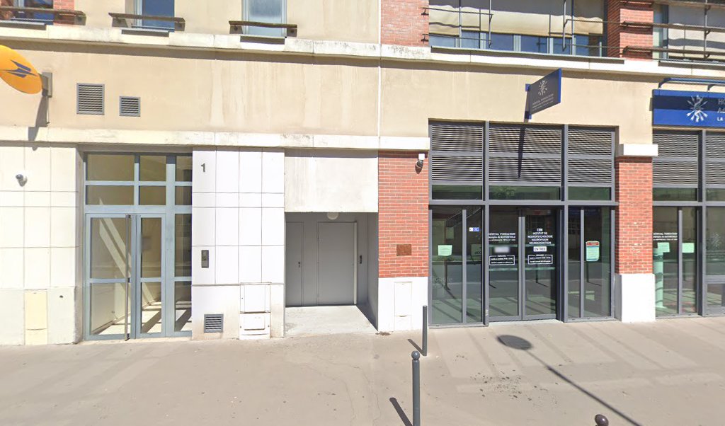 Retrouvez toutes les informations de contacts et horaires d&rsquo;ouverture pour La Poste PARIS LAUMIERE situé à Paris dans le département Paris (75). Pour effectuer envoyer vos colis (colissimo, chronopost, suivi colis), une gestion bancaire (banque postal, French Bank), votre courrier [&hellip;]