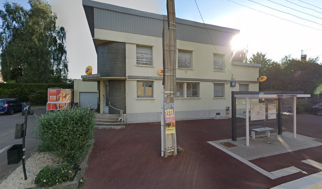 Retrouvez toutes les informations de contacts et horaires d&rsquo;ouverture pour La Poste MARQUILLIES situé à Marquillies dans le département Nord (59). Pour effectuer envoyer vos colis (colissimo, chronopost, suivi colis), une gestion bancaire (banque postal, French Bank), votre courrier (suivi [&hellip;]