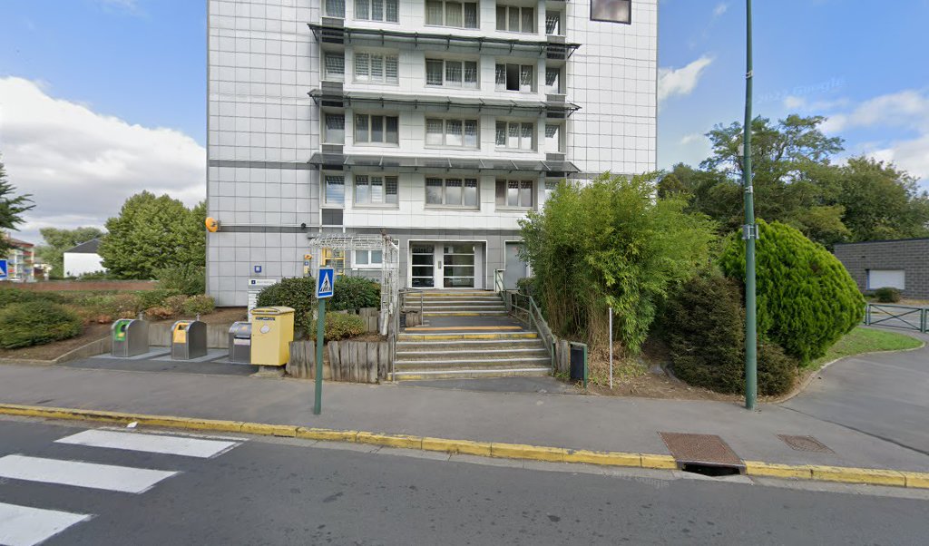 Retrouvez toutes les informations de contacts et horaires d&rsquo;ouverture pour La Poste AULNOY situé à Aulnoy lez valenciennes dans le département Nord (59). Pour effectuer envoyer vos colis (colissimo, chronopost, suivi colis), une gestion bancaire (banque postal, French Bank), votre [&hellip;]