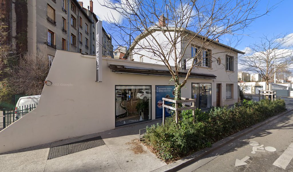 Retrouvez toutes les informations de contacts et horaires d&rsquo;ouverture pour Relais Pickup POINT SOLEIL situé à Villeurbanne dans le département Rhône (69). Pour effectuer envoyer vos colis (colissimo, chronopost, suivi colis), une gestion bancaire (banque postal, French Bank), votre courrier [&hellip;]