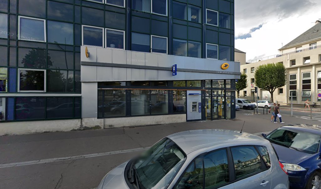 Retrouvez toutes les informations de contacts et horaires d&rsquo;ouverture pour La Poste CAEN VENDEUVRE situé à Caen dans le département Calvados (14). Pour effectuer envoyer vos colis (colissimo, chronopost, suivi colis), une gestion bancaire (banque postal, French Bank), votre courrier [&hellip;]